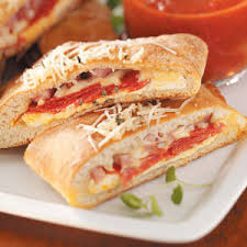Peynirli Kapalı Pizza Tarifi