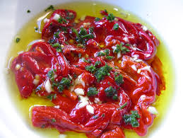 Közlenmiş Biber Salatası Tarifi